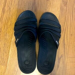 Black Crocs sandals EUC size 10